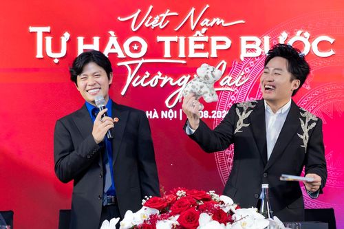 Từng là 'tình địch', Tùng Dương giờ được Nguyễn Văn Chung 'chiều hơn người yêu'
