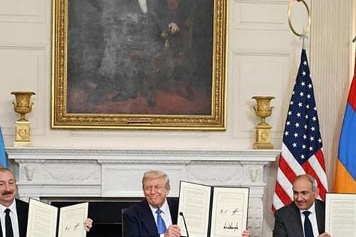 Azerbaijan và Armenia ký thỏa thuận hòa bình: Một cú hích lịch sử