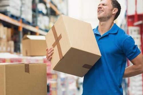 5 biểu hiện cho thấy bạn bị thoát vị đĩa đệm
