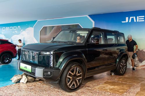 Xem trước Jaecoo J6 - SUV điện off-road sắp bán tại Việt Nam