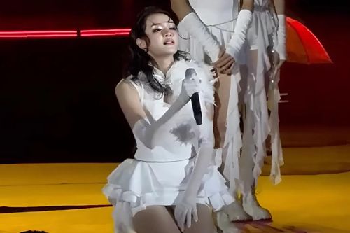 Hiền Hồ: 'Đừng sai lầm như tôi'