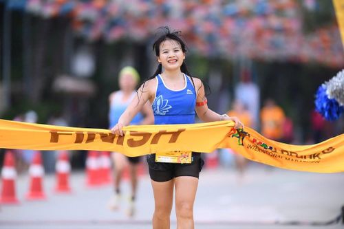 Hơn 7.000 vận động viên tham gia Giải Marathon Quốc tế VTV LPBank 2025