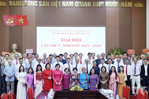 Đóng góp thiết thực cho sự nghiệp hòa bình, phát triển đất nước và bảo vệ Tổ quốc