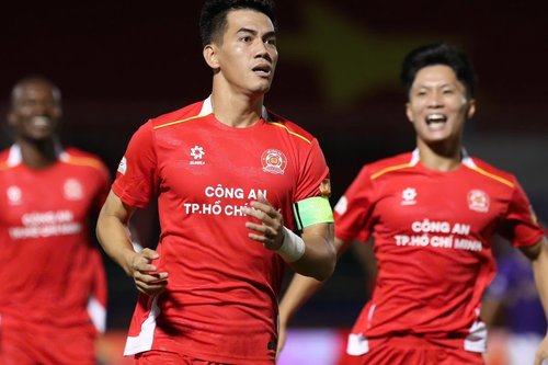 Vòng 1 V-League 2025-2026: Hà Nội FC thua trận, Nam Định ngược dòng ấn tượng