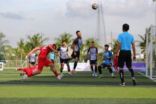 Chung kết trong mơ