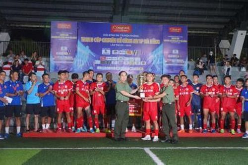 Khép lại mùa giải XV - 2025 Cúp Chuyên đề Công an Đà Nẵng: Vinh quang gọi tên Hiếu Hoa Đà Nẵng FC