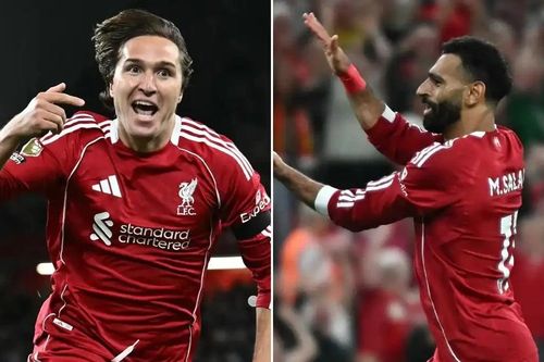 Liverpool thắng trận khai màn Ngoại hạng Anh