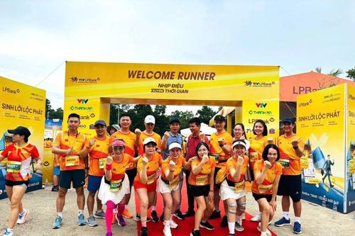 Sôi nổi cuộc thi Marathon quốc tế VTV LPBank 2025