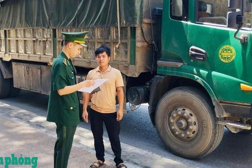 Giữ 'dòng chảy' thương mại biên giới thông suốt