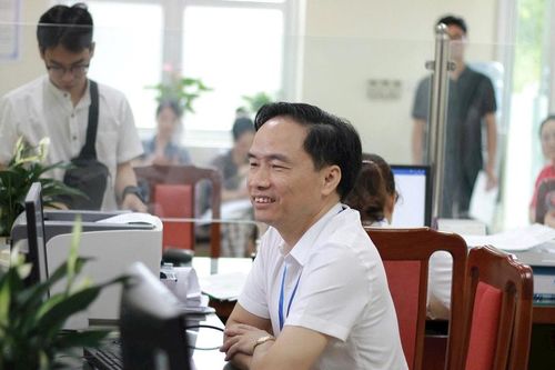 Đánh giá công chức lãnh đạo hàng tháng, hàng quý bằng 6 tiêu chí 'chấm điểm'