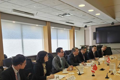 Thúc đẩy hợp tác pháp luật với Canada