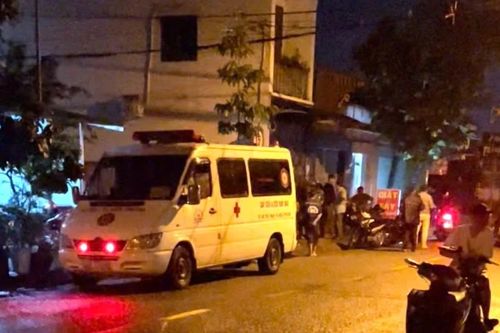 TPHCM: Tài xế xe ôm công nghệ tử vong trong con hẻm vì bị cứa cổ