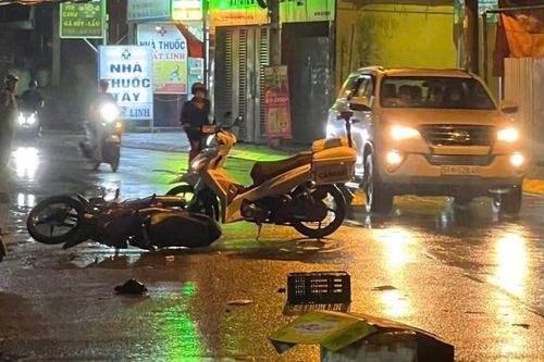 Liên tiếp tai nạn ở TPHCM, một nam sinh bị cuốn vào gầm xe ben tử vong
