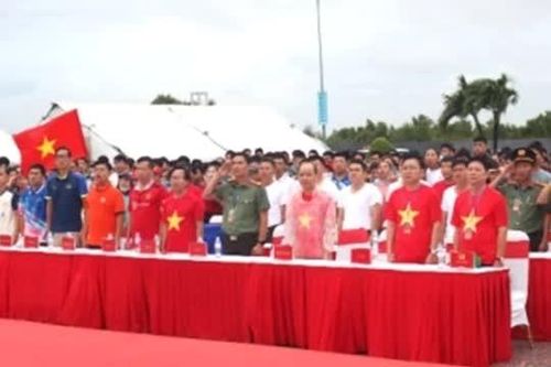 Doanh nghiệp An Giang tham gia sự kiện đi bộ 'Cùng Việt Nam tiến bước'