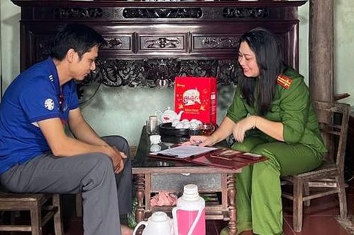Cải tạo bằng tình người