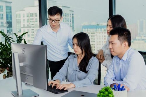 Định hình lại các nền tảng CRM thế hệ mới