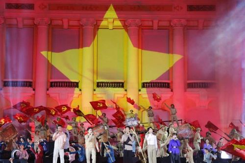 Hà Nội – Từ mùa thu lịch sử năm 1945: Hùng tráng và tự hào