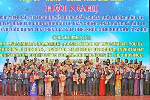 Phó Thủ tướng Nguyễn Hòa Bình dự hội nghị xúc tiến đầu tư tại Bắc Ninh