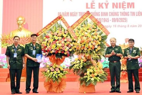 Kỷ niệm 80 năm Ngày truyền thống Binh chủng Thông tin liên lạc