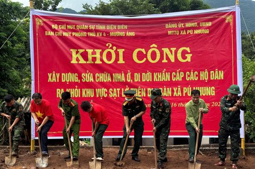 Xây dựng nhà cho hộ bị ảnh hưởng mưa lũ tại xã Pú Nhung