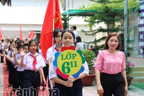 Khai giảng năm học 2025-2026 trực tuyến trên toàn quốc