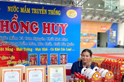 Hồng Huy kể chuyện chế biến nước mắm truyền thống trăm năm