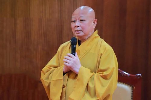 Hòa thượng Thích Lệ Trang thuyết giảng: 'Ý nghĩa Lễ Tự tứ'