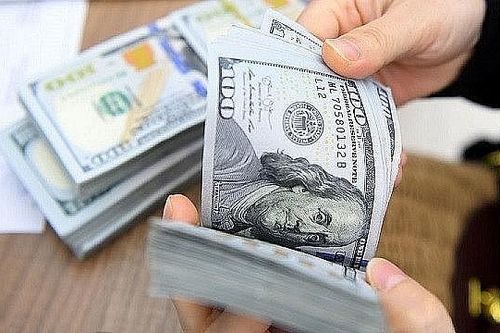 Tỷ giá USD hôm nay (16/8): Thế giới giảm, 'chợ đen' đảo chiều tăng mạnh