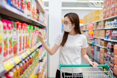 Ngành bán lẻ Việt Nam tái định hình trong 'cuộc chơi mới'
