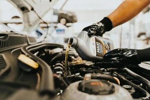 Tiết kiệm tiền triệu khi bảo dưỡng xe nhờ tránh mua 3 loại phụ tùng tại đại lý