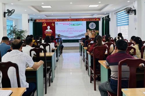 46 học viên được tập huấn công tác quản lý, giám sát chất lượng nước sạch, vệ sinh môi trường