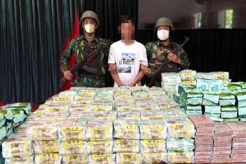 'Chặn đứng' đường dây vận chuyển gần 300kg ma túy từ Lào về Việt Nam