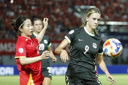 Tuyển nữ Việt Nam thua Australia, lỡ cơ hội vào chung kết AFF Cup