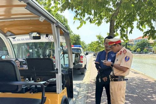 Đà Nẵng: Tăng cường kiểm soát an toàn giao thông về xe điện du lịch