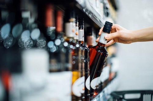 Người Mỹ uống rượu ít kỷ lục, đa số coi rượu có hại cho sức khỏe