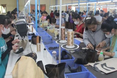 Chìa khóa giúp người dân miền núi thoát nghèo