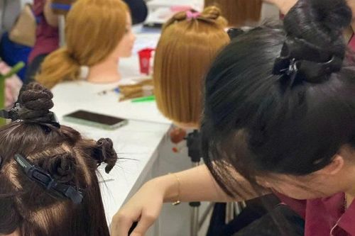 'Tính sống' của trường nghề: Học để làm, làm để sống tốt
