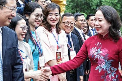 Người tài có thể đóng góp từ xa trong kỷ nguyên vươn mình