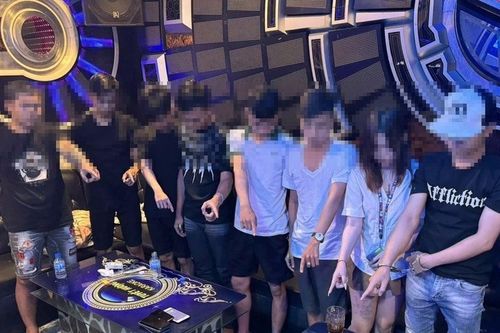 Chủ tịch Hà Nội yêu cầu xử lý nghiêm các hình thức mại dâm, ma túy 'núp bóng' tại quán karaoke