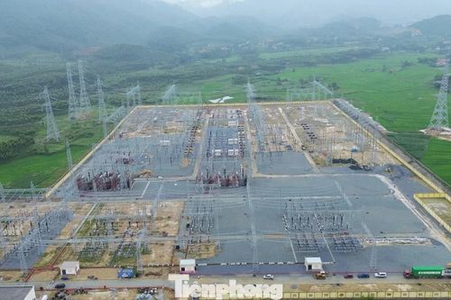 Sẵn sàng đón điện từ Tây Bắc 'xuống núi'