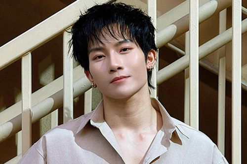 'Anh trai' Đỗ Phú Quí trở lại lạ lẫm sau ca khúc 'hiện tượng'