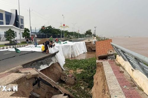 Đồng Tháp ứng phó sạt lở Kè Thường Thới Tiền