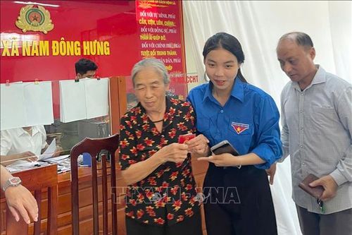 Dấu ấn tuổi trẻ Hưng Yên trong chiến dịch đổi thẻ đảng viên