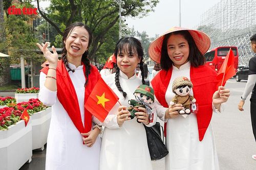 Người dân hân hoan chào đón đại lễ kỷ niệm 80 năm Quốc khánh