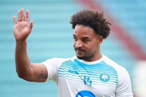 Top 10 cầu thủ đắt giá nhất V.League 2025/26: Bất ngờ với vị trí của Nguyễn Xuân Son
