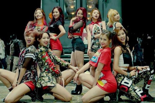 Bí mật được tiết lộ sau 10 năm: Bản hit debut của TWICE ban đầu được viết cho Red Velvet