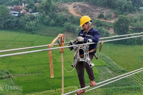 Đường dây 500kV Lào Cai-Vĩnh Yên: Nhịp đập công trường giữa núi rừng Tây Bắc