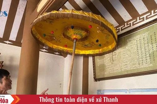 Trưởng làng được người dân tin quý