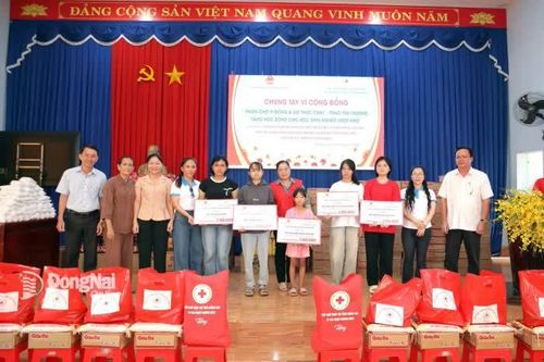 Khắp nơi trong tỉnh ngày 17-8