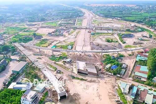 Dự kiến hoàn thành gói thầu kết nối 2 tuyến đường cao tốc trong tháng 4-2026
